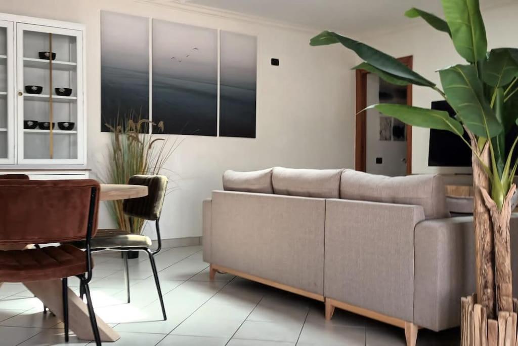Casa Vacanza Fiera Di Roma Ponte Galeria Luaran gambar